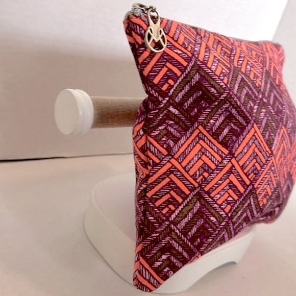 Maaji Wet Bikini Bag with zipper- forro EUC - Picture 4 of 11